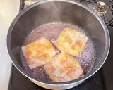 甘さ控えめ！皮と煮る赤いリンゴジャム作り方2写真