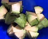 アボカドと豆苗のサラダ作り方1写真
