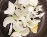 炒めて作る！スパイシー夏野菜チキンカレー作り方5写真