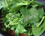 簡単♪牛肉とほうれん草のトマト煮込み作り方6写真