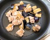 鶏もも肉とナスのピリ辛味噌炒め作り方5写真
