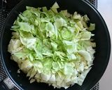 簡単節約☆鶏胸肉とキャベツのトマト煮。作り方3写真