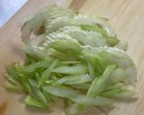 セロリの塩とごま油あえ作り方1写真