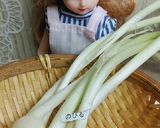 リカちゃんの♡のびるのおかか炒め作り方1写真