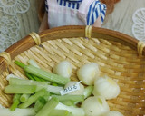 リカちゃんの♡のびるのおかか炒め作り方2写真