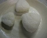 反則技！？　シンプル梅干おにぎり♬作り方2写真
