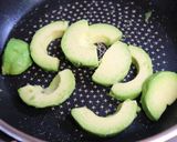 美味♪蕗の葉の佃煮とアボカドの卵とじ作り方3写真
