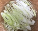 カニカマとネギの甘酢あんかけ玉子丼作り方2写真