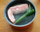 【炊飯器で作る豚バラ大根(豚角煮)】作り方1写真