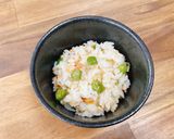 えんどう豆と鮭フレークの混ぜごはん🍙🫛🐟作り方3写真