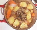 定番!新じゃがいもと新玉ねぎの肉じゃが作り方7写真