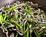 韓国料理-ニンニクの芽と小魚炒め作り方4写真
