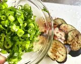 韓国料理ー焼き茄子のピリ辛和え作り方3写真