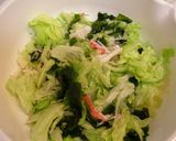 ごまが香る☆レタスと卵の中華風サラダ作り方3写真