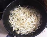 簡単ヘルシー☆もやしとじゃこのゆかり和え作り方1写真