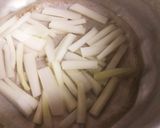ウド・卵・ハムの酢の物作り方1写真