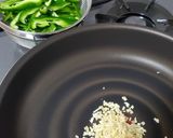 節約おつまみ＆おかず♡鶏胸肉で青椒肉絲風作り方2写真