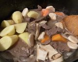 牛スネ肉の赤ワイン煮をル・クルーゼで作り方7写真