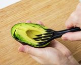 アボカドとえびのサラダ作り方1写真