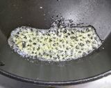 丸ごと新玉ねぎと刻みベーコンのレンジ蒸し作り方2写真