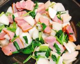 カブとベーコンの炒め物作り方4写真