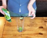翠を使った抹茶のジントニック作り方1写真