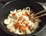 野菜たっぷり　チキンヌードルスープ作り方3写真
