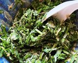 食べかけでごめん。蕎麦粉でニラせんべい。作り方4写真