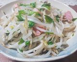コシアブラ、もやし、ベーコンの炒め物作り方5写真