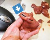 ゼッタイ覚えておきたいレバーの下処理！作り方1写真