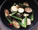 簡単ヘルシー☆ナスとオクラの甘辛味噌炒め作り方5写真