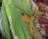 牛すね肉と春キャベツの和風ポトフ作り方1写真