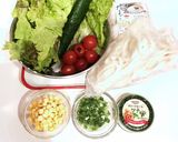 春野菜たっぷり！簡単！サラダうどん作り方1写真