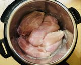 圧力鍋で鶏胸肉の柔らか煮(コストコ)作り方1写真