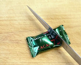 まな板と包丁を汚さないようにチョコを刻む作り方2写真