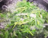 セリと卵のふわふわおつゆ作り方3写真