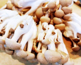 鶏がらで簡単！たけのことしめじの中華炒め作り方2写真