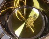 レタスと玄米のアンチョビチーズパスタ作り方1写真