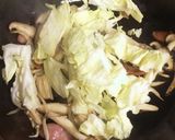 キャベツとキノコのクリームパスタ作り方4写真