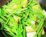 簡単☆厚揚げとニラの焼き肉のたれ炒め☆作り方3写真