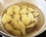 コールラビと豚肉のバジル炒め作り方1写真