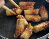 簡単♪チーズ入りちくわの照りマヨ炒め作り方2写真