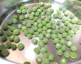 桜の花の塩漬けとグリンピースのごはん作り方1写真