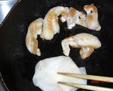 カロリーオフ・ピーマンと鶏皮の炒め物作り方2写真