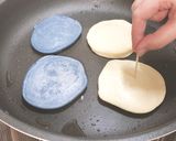 可愛いもちもち３色パンケーキサンド作り方6写真