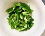 胸肉ズッキーニ梅わさび炒め味青椒肉絲風作り方1写真