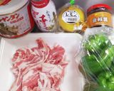 豚バラ肉とピーマンのトウチ醤甘辛酸味炒め作り方1写真