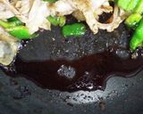 豚バラ肉とピーマンのトウチ醤甘辛酸味炒め作り方10写真