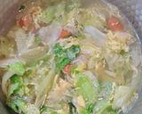 簡単！たっぷりレタスの中華風スープ作り方3写真