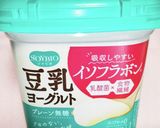 豆乳ヨーグルトにカルピスとジャム♪作り方1写真